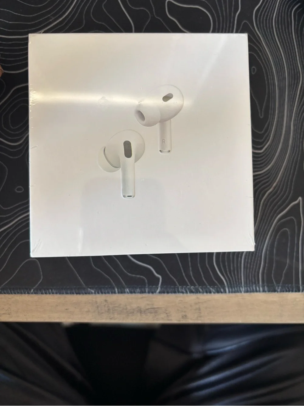 Apple AirPods Pro (2nd Generation) White Charging Case Image